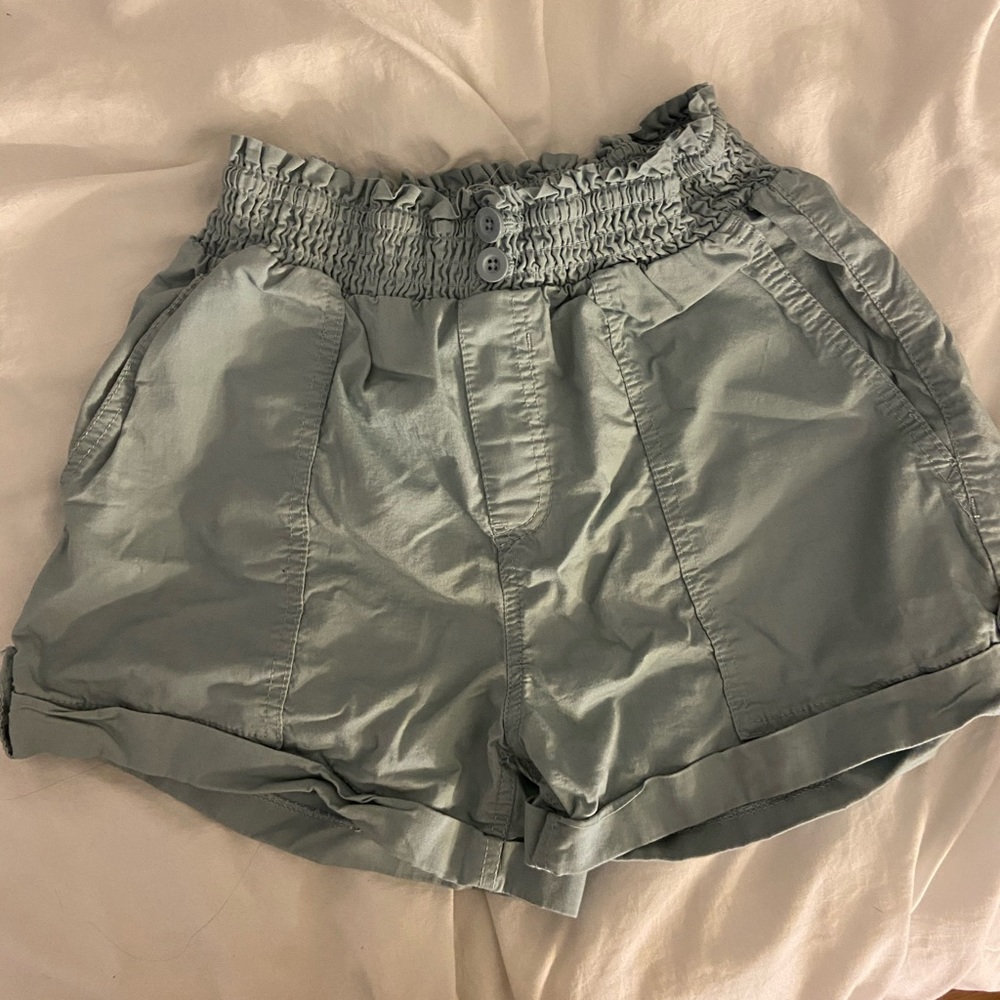 Vanilla Star Cargo shorts